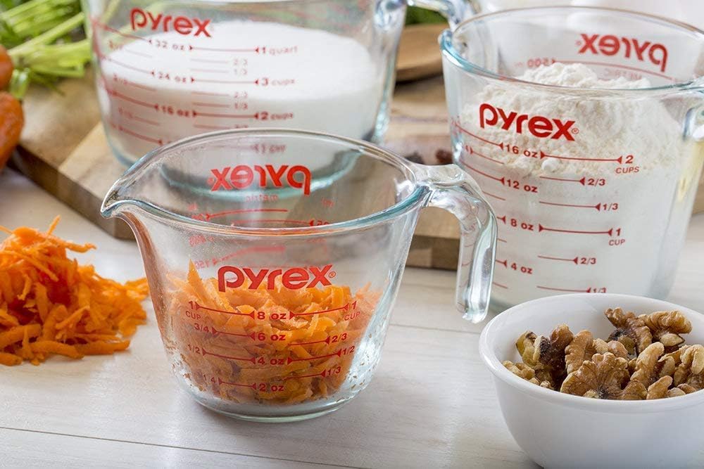 Pyrex Essentials (3-Pack) Glass Measuring Cups Set (1, 2 & 4 Cup) | For prepping, baking and cooking, preheated oven, dishwasher, freezer, and microwave safe
